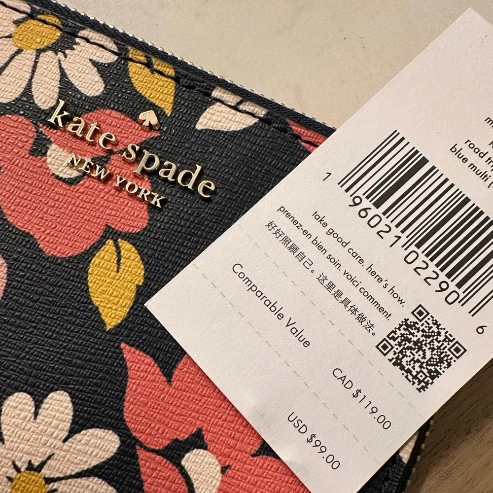 NWT! NEW! Kate Spade Black and White Houndstooth L-Zip Key Holder